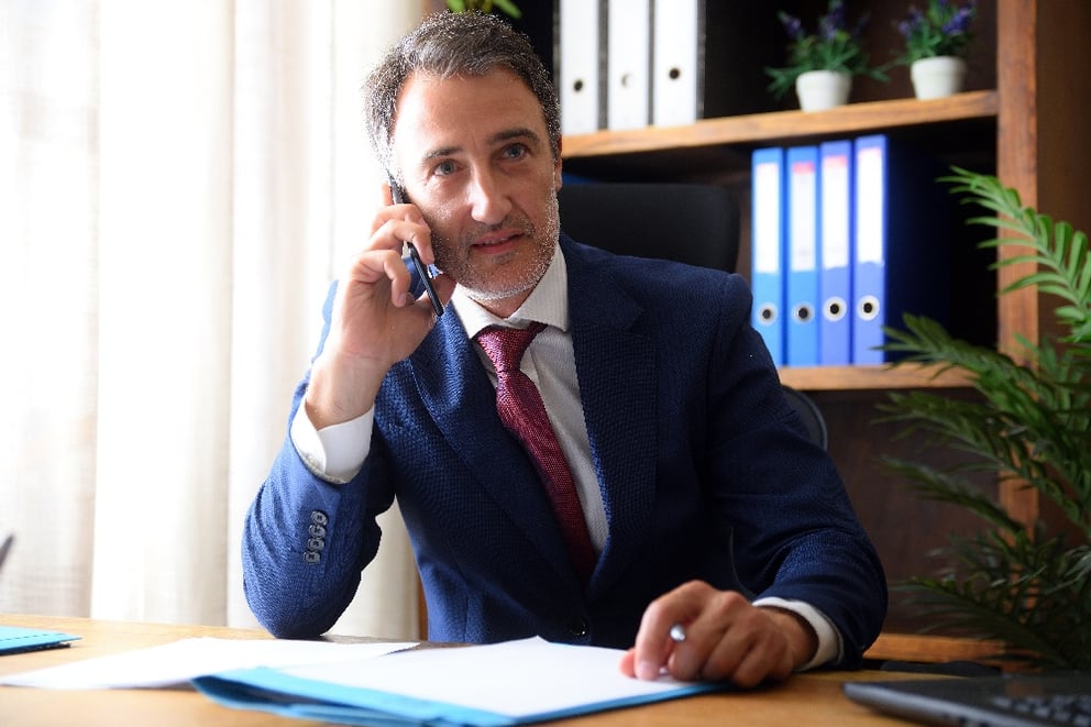 Unsophisticated Negotiation: Taking the Hard Line