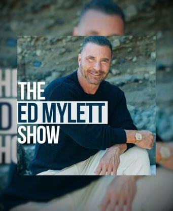 How to Negotiate the RIGHT Way with Chris Voss