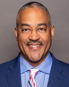 Headshot of Derek Gaunt